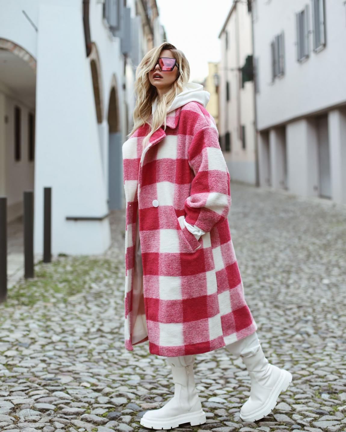 2e810087-a721-4ec5-a7d3-405c5dd46ec1.jpg